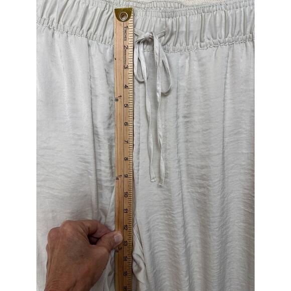 H&M Women’s Ivory Cream Drawstring Pants Sz M 100% Polyester Loose Fit Elastic - Picture 7 of 10